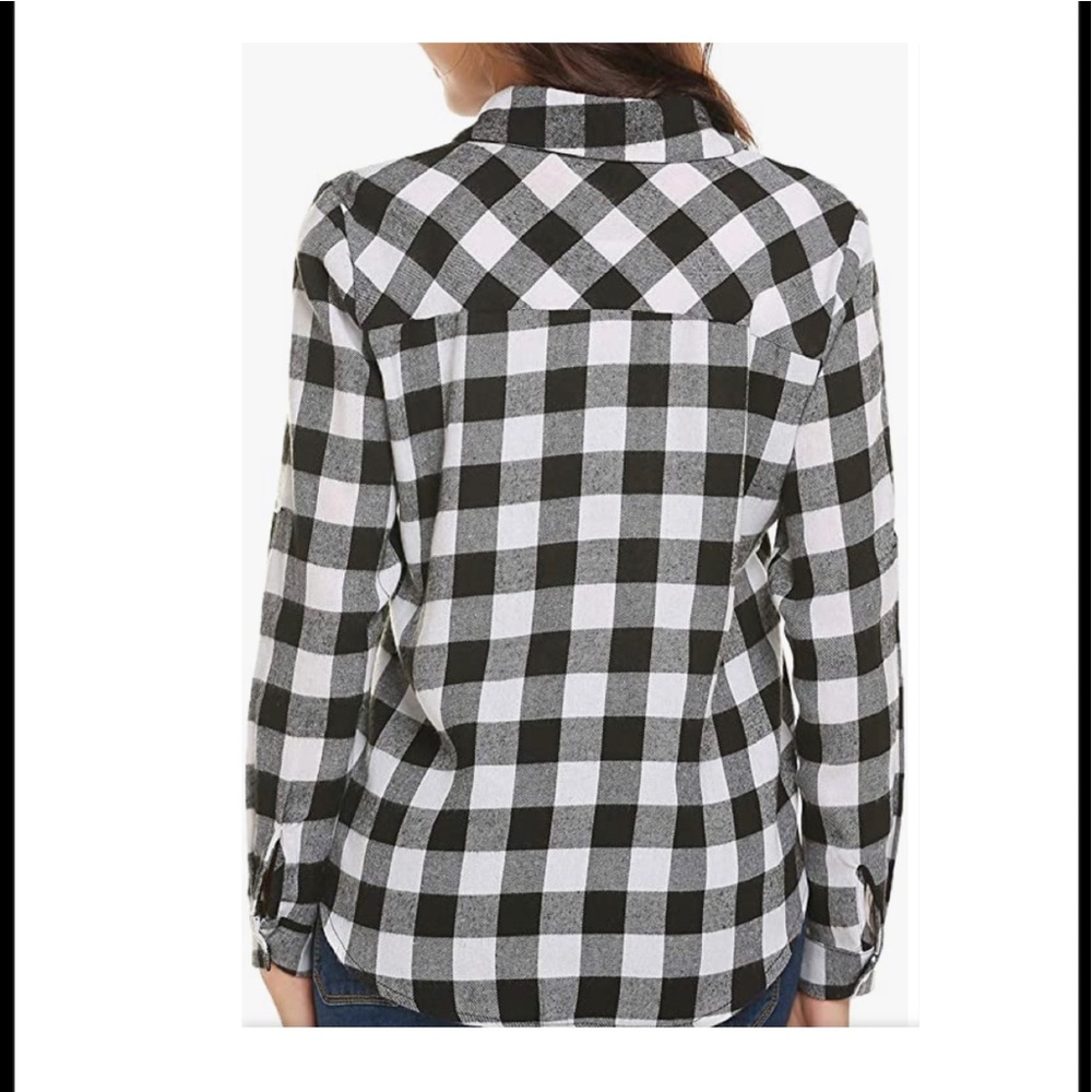 ❤️2/$20❤️NWT Buffalo print cozy shirt - Picture 2 of 5